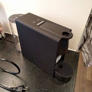 Nespresso Кофемашина капсульного типа Essenza Mini