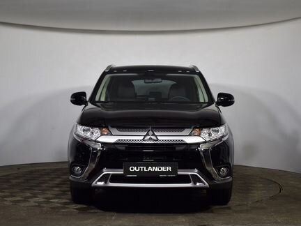 Mitsubishi Outlander 2.0 CVT, 2020