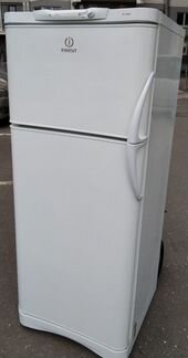 Холодильник Indezit 165см