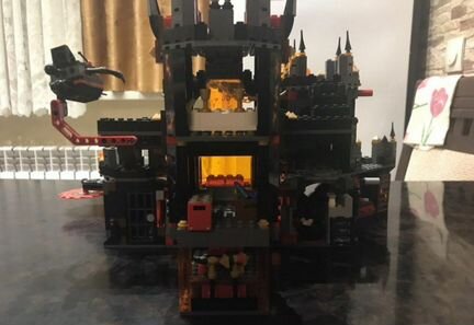 Lego nexo knights Вулканическое логово Джестро