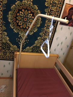 Медицинская кровать для лежачих больных