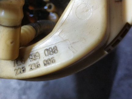 Насос топливный в бак VW Туарег Audi Q7 дизель