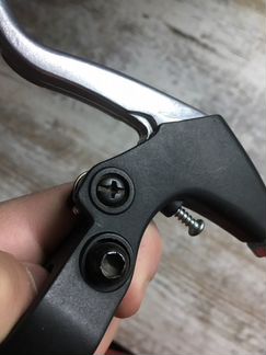 Тормозная ручка левая