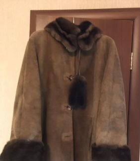 Дубленка длинная, с норкой
