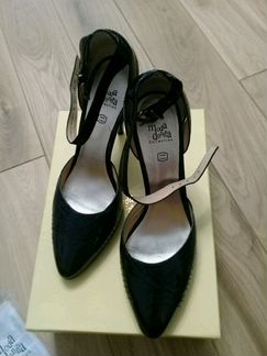 Туфли новые лакированная кожа