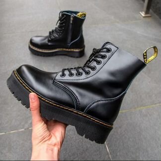 Ботинки Dr Martens (кожа)