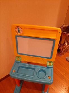 Детский столик