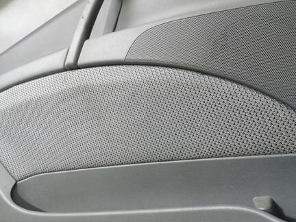 Обшивка двери передняя левая Mercedes V-Class W639