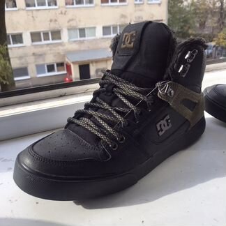 Зимние кроссовки DC