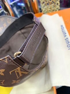 Крутая бейсболка из эко-кожи Louis Vuitton