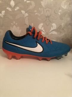 Футбольные бутсы nike tiempo