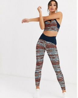 Кроп-топ blfd. ASOS. Новый