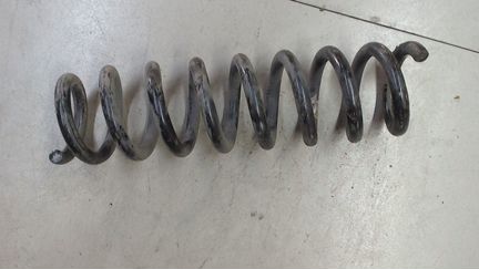 Пружина подвески задняя BMW 3 F30, 2012