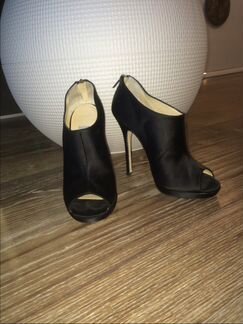 Черные атласные туфли на каблуке Jimmy Choo