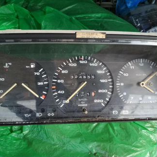 Панель приборов Volkswagen Passat B3, B4