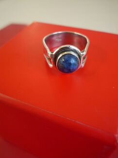 Кольцо с лазуритом. Индия