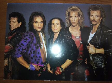 Открытка с автографом группы Scorpions