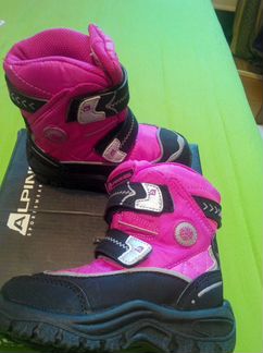 Новые теплые сапоги