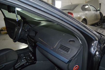 Осуществляем ремонт систем SRS airbag в автомобиле