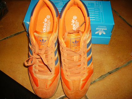 Кроссовки adidas hamburg (41-43)