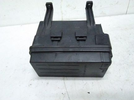 Блок предохранителей под капотом Chevrolet Lacetti