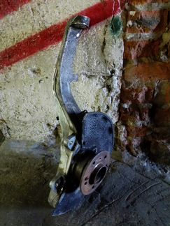 Кулак передний Mercedes W166 ML GL GLE GLS правый