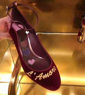 Туфли бордовые с сердечками