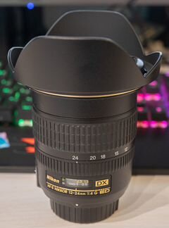 Nikon DX AF-S Nikkor 12-24mm 1:4G