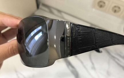 Очки солнцезащитные Burberry