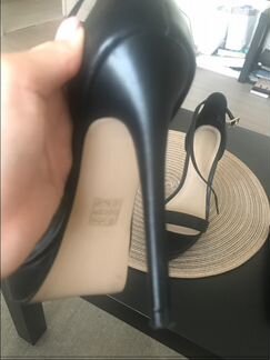 Продам босоножки aldo