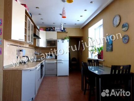4-к квартира, 170 м², 8/10 эт.