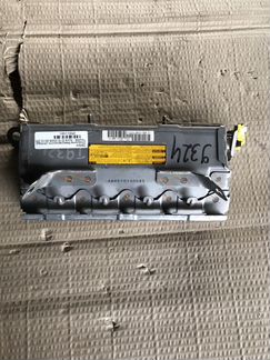 Подушка в колени Тойота Аурис Toyota Auris 2006-20