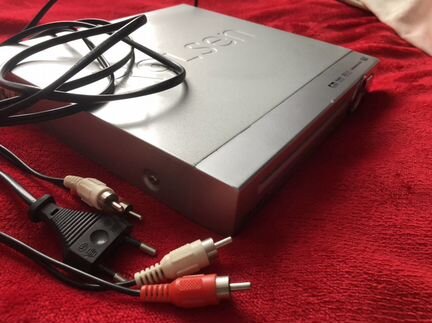 Rolsen DVD-проигрыватель