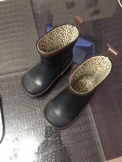 Резиновые сапоги reina