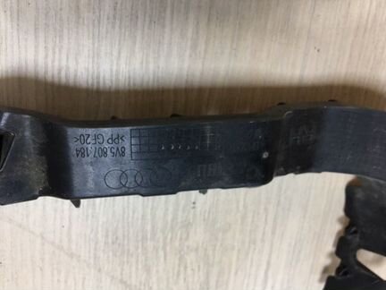 Крепление бампера переднее правое Audi A3 8V 1.4