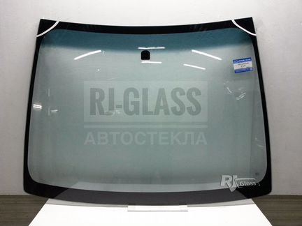Лобовое стекло Митсубиси Кольт