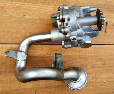 Маслянный насос Jaguar / Land Rover двигатель 3.0