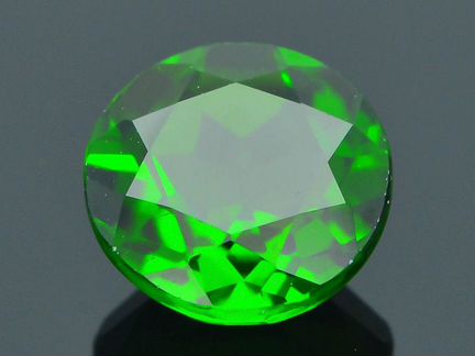 Натуральный хромдиопсид 1,37 карат