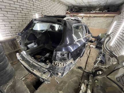 Четверть VW Passat B7