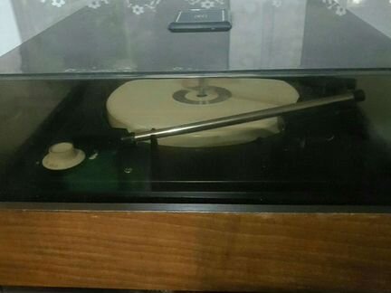 Voice of music проигрыватель винила