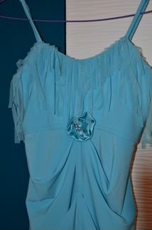 Нарядное платье