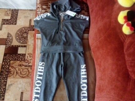 Спортивный костюм