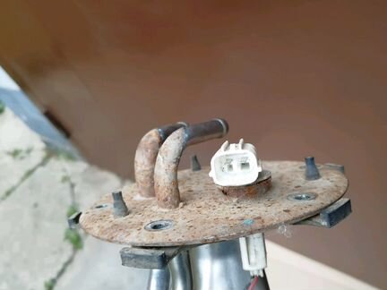 Датчик топлива мицубиси l-200