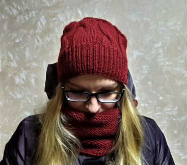 Шапка, снуд ручная работа