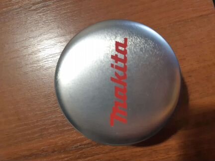Часы Makita