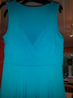 Бирюзовое платье р.46