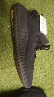 Yeezy Boost 350 v2 Black