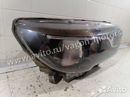 Фара передняя правая LADA Vesta 2180 / 2181