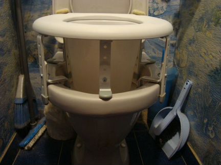 Сиденье на унитаз Армед