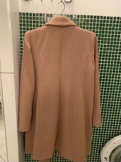 Пальто новое бежевое